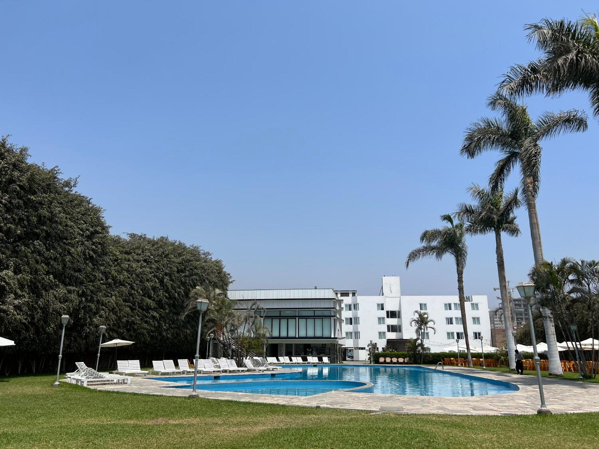 Hotel Hacienda Lima Norte Exterior photo