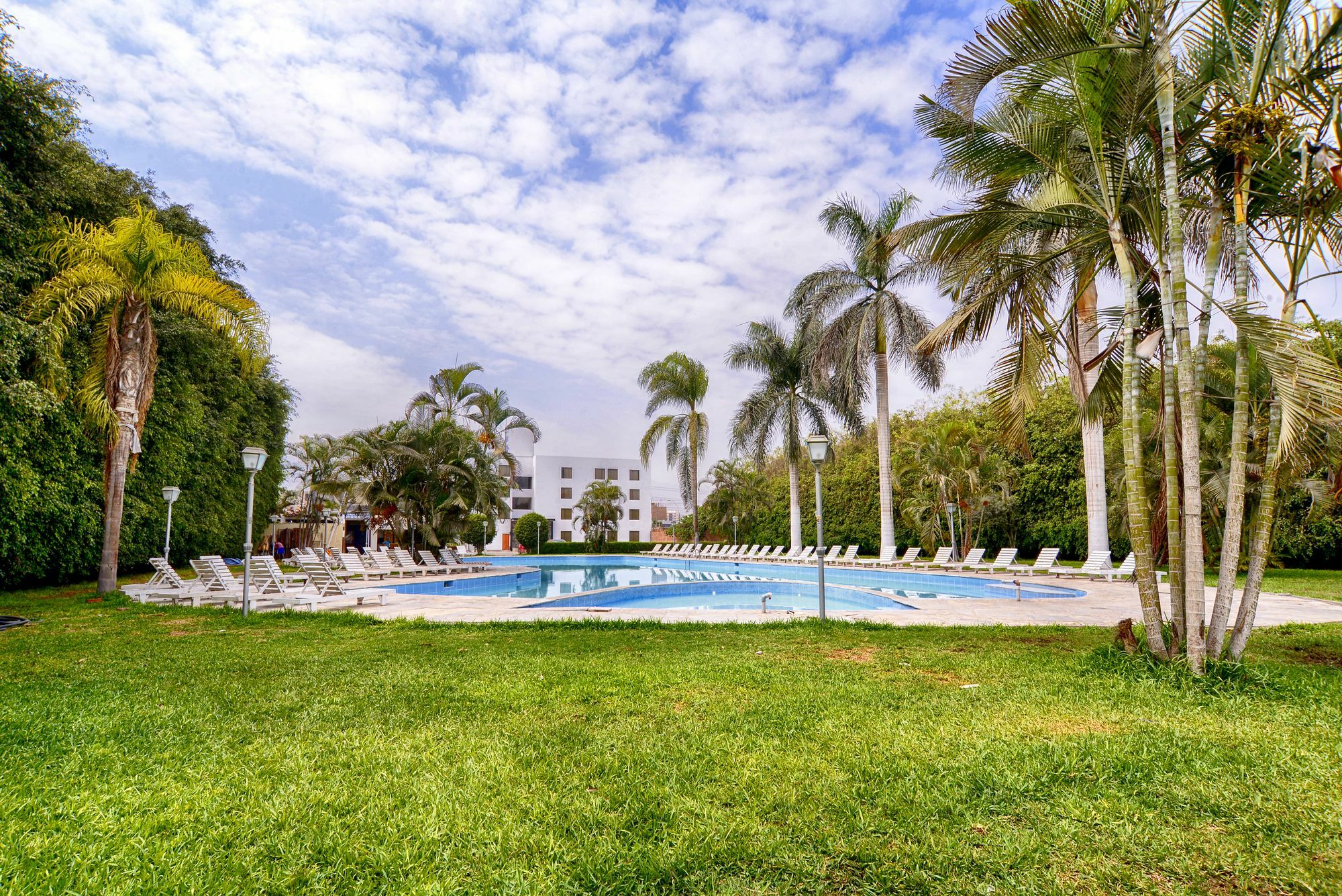 Hotel Hacienda Lima Norte Exterior photo
